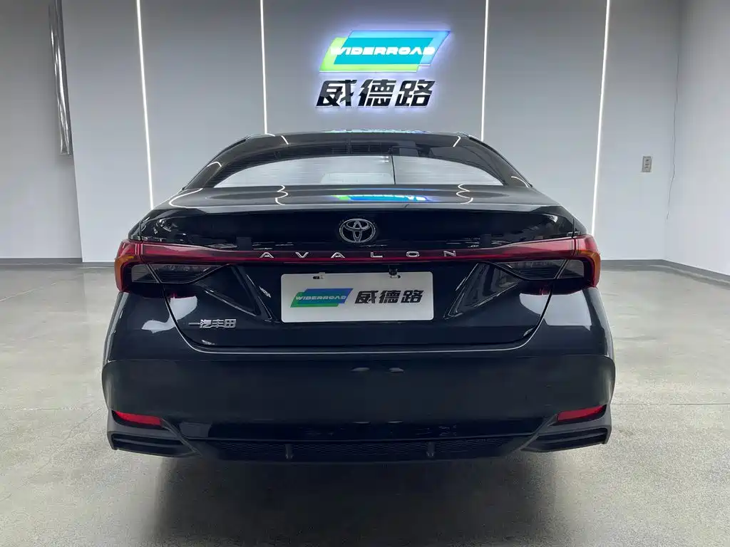 Toyota Avalon — миниатюра 7