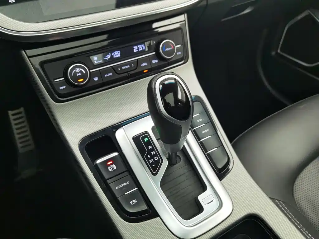 Geely Emgrand GS — миниатюра 13