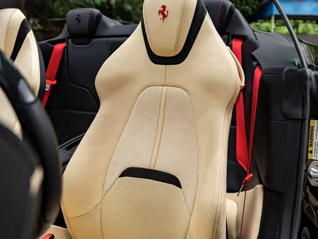 Ferrari Roma — миниатюра 8