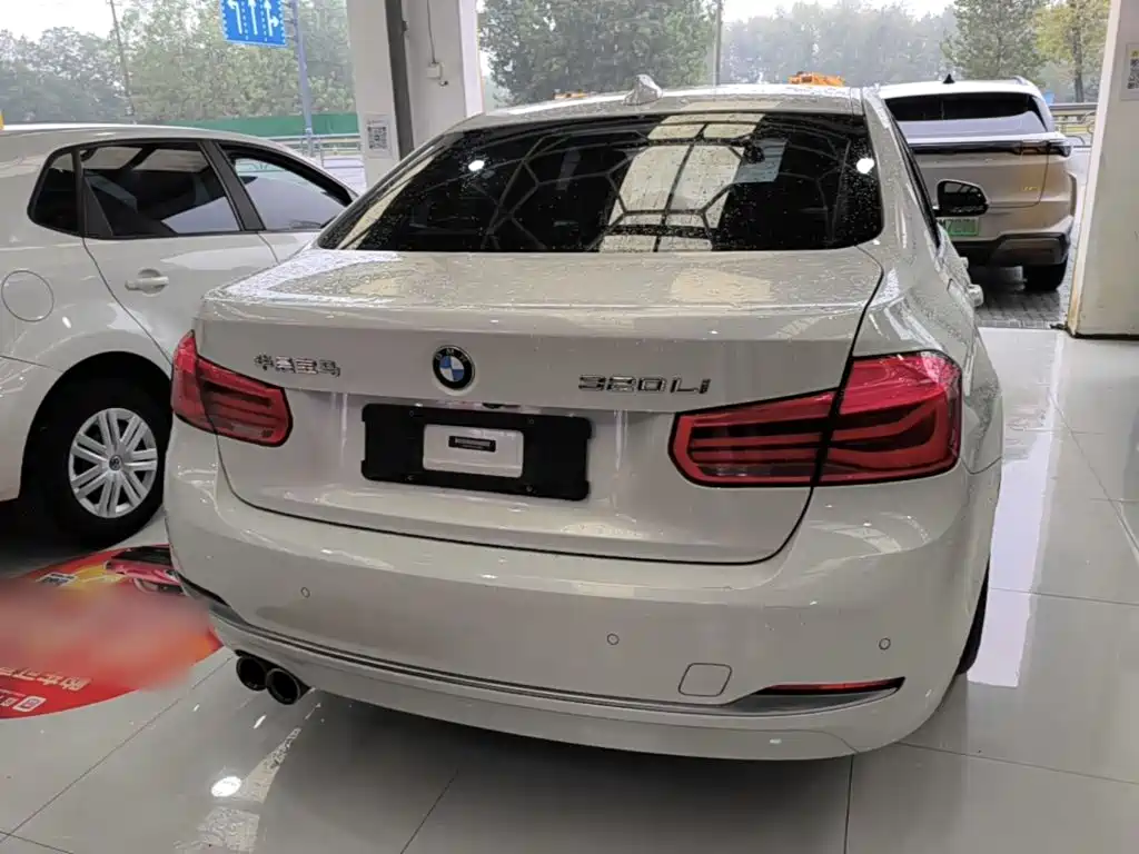 BMW 3 Series — миниатюра 6