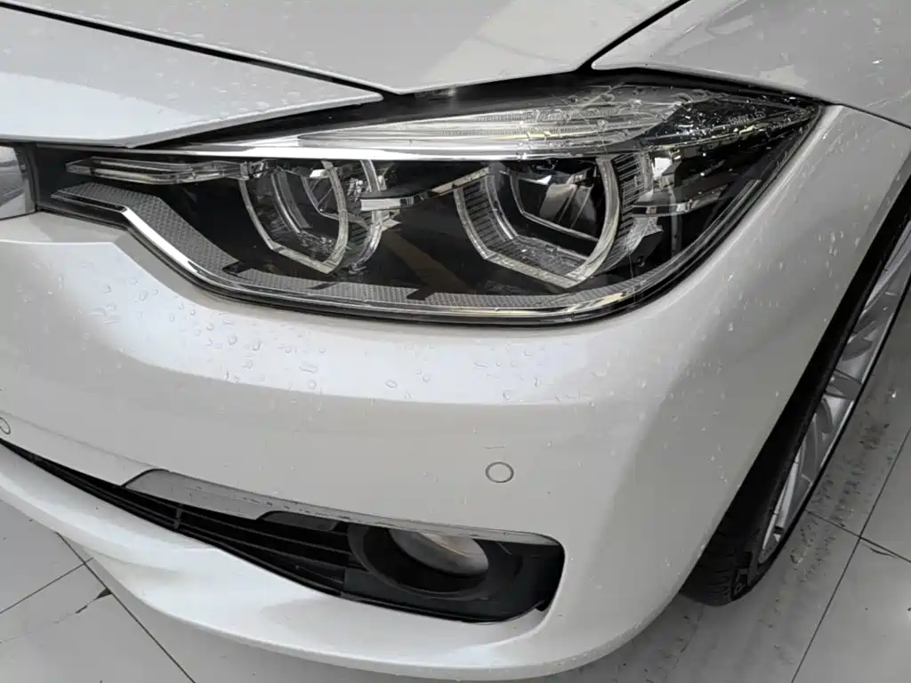 BMW 3 Series — миниатюра 24