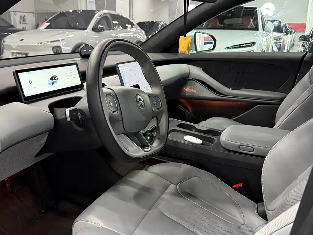 NIO ET5T — миниатюра 8