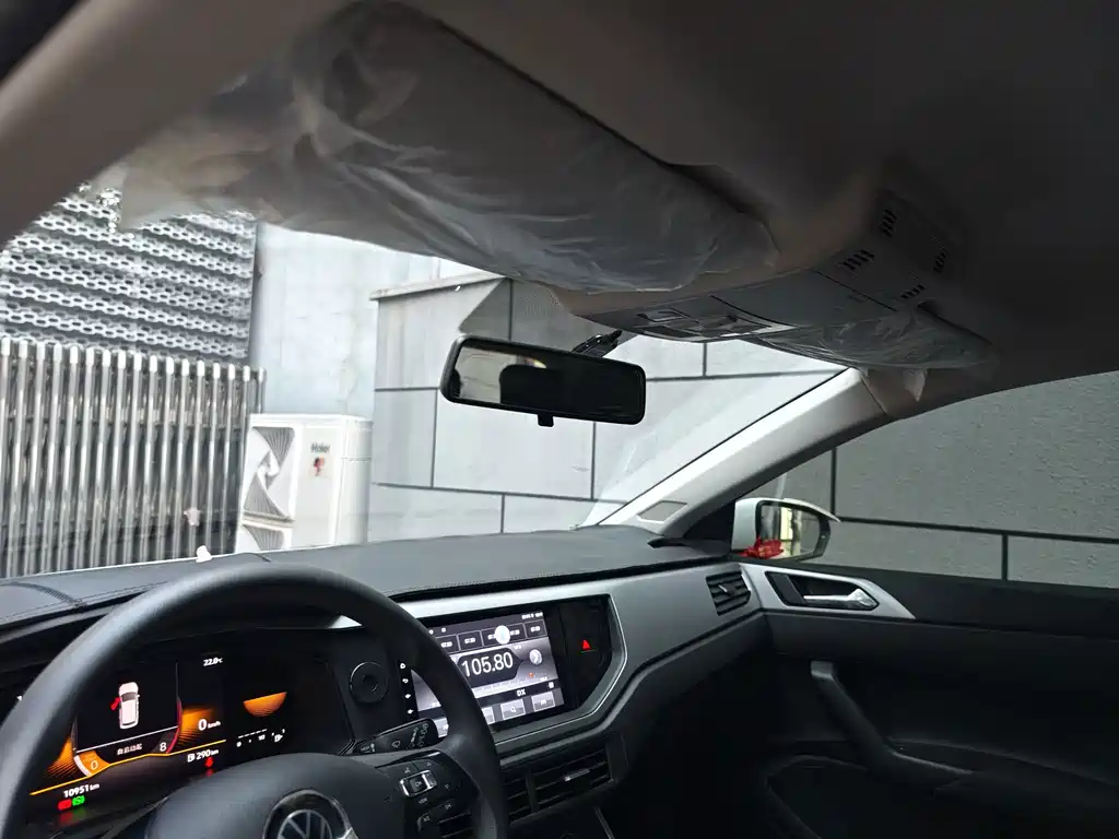 Volkswagen Polo — миниатюра 7