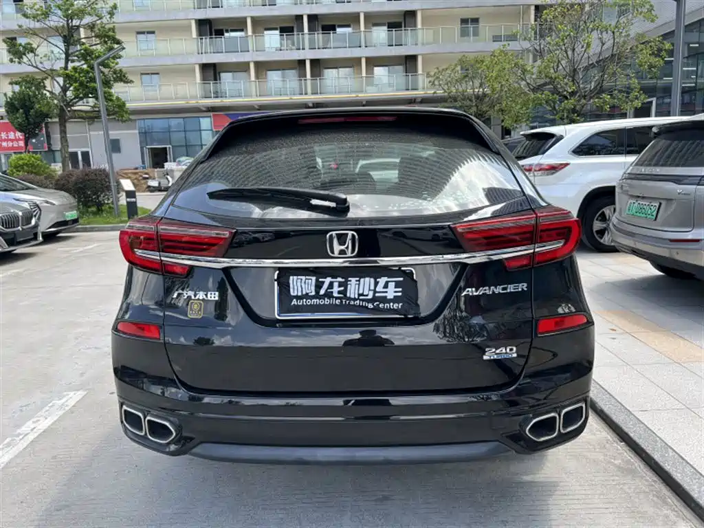 Honda Avancier — миниатюра 8
