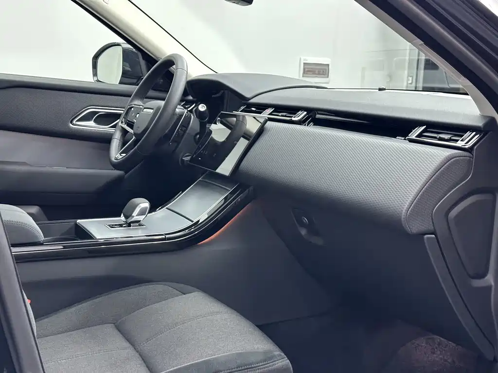 Land Rover Velar — миниатюра 14