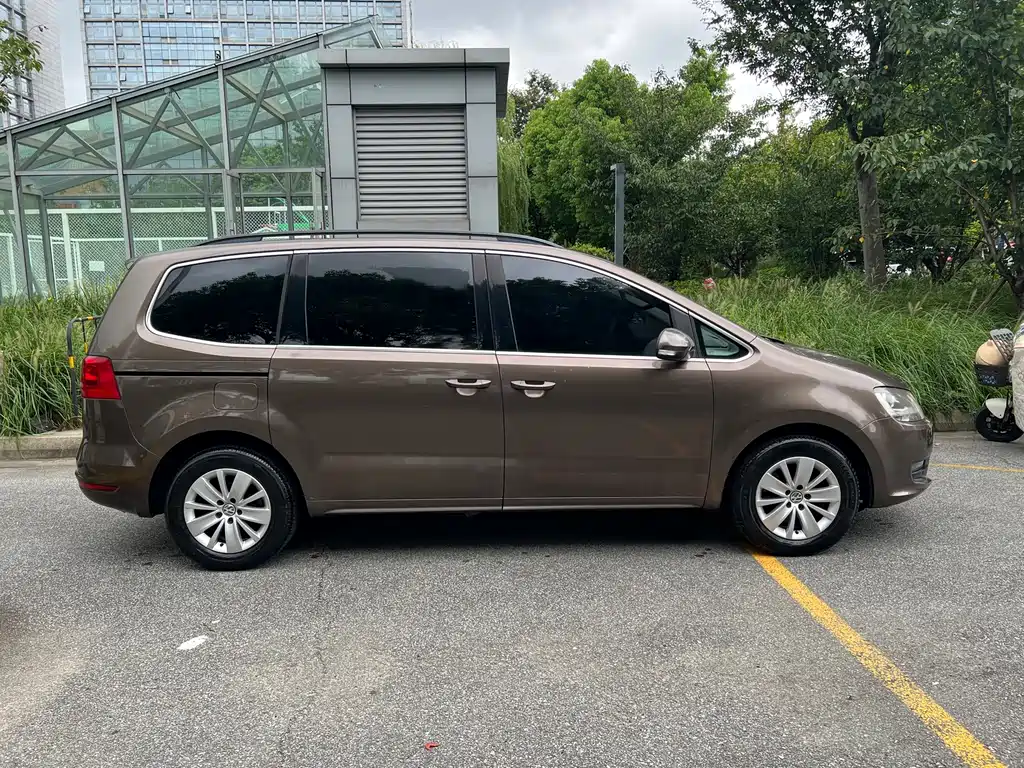 Volkswagen Sharan — миниатюра 4