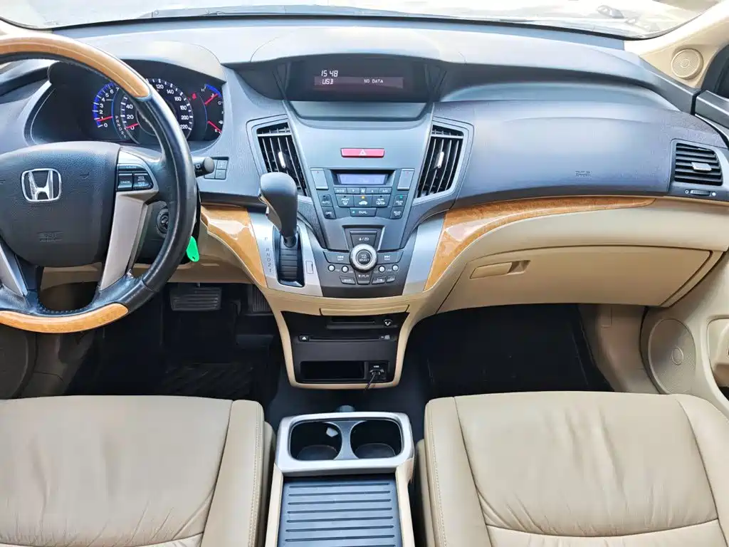 Honda Odyssey — миниатюра 17
