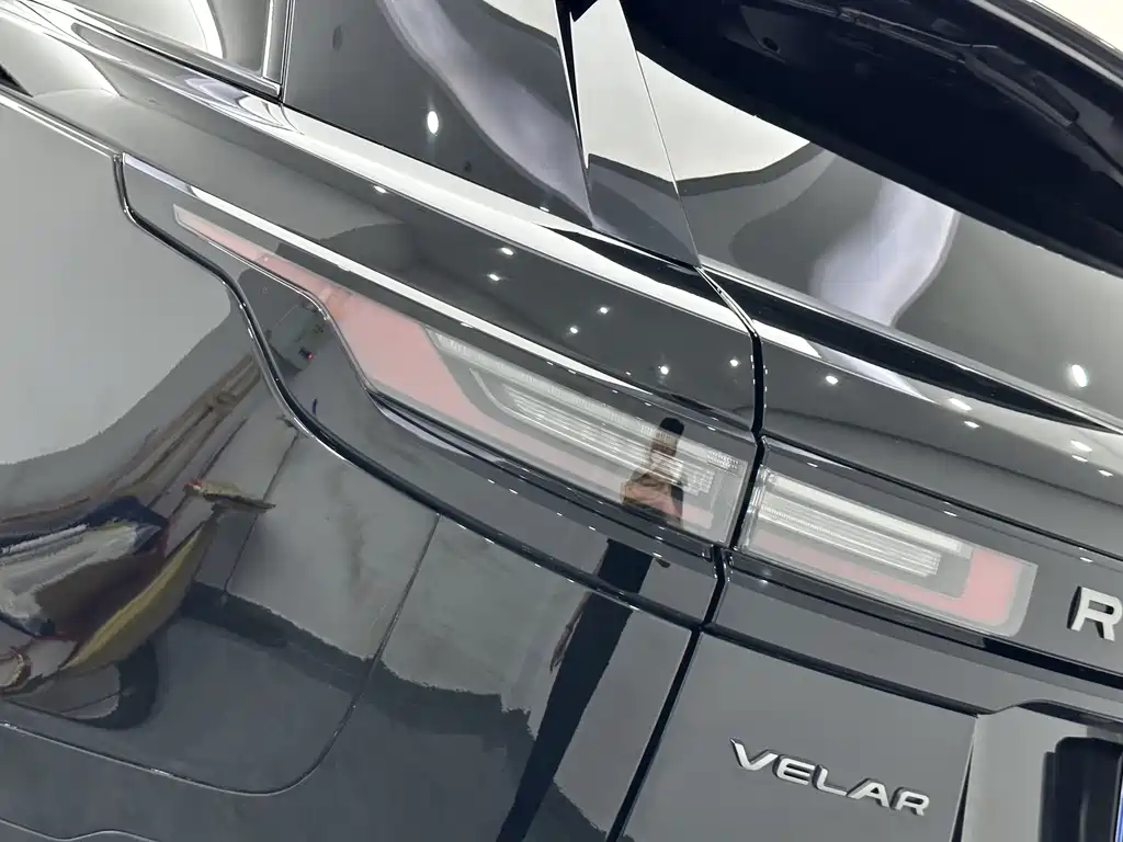 Land Rover Velar — миниатюра 18