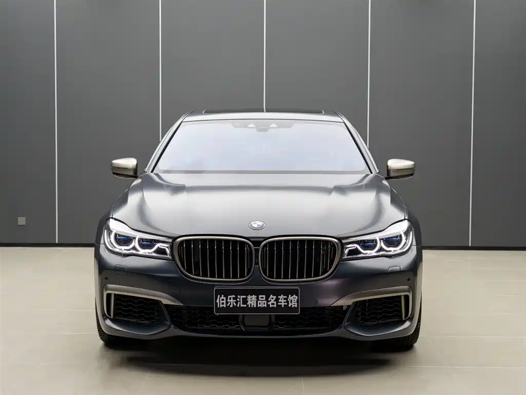 BMW 7 Series 7 2018 M760Li xDrive