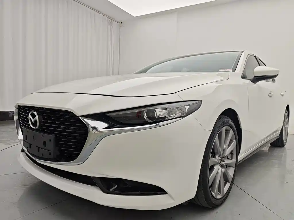 Mazda 3 Axela — миниатюра 2