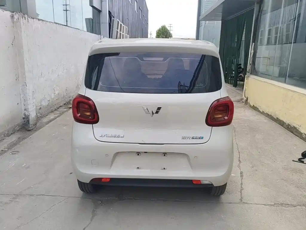 Wuling MINIEV — миниатюра 6