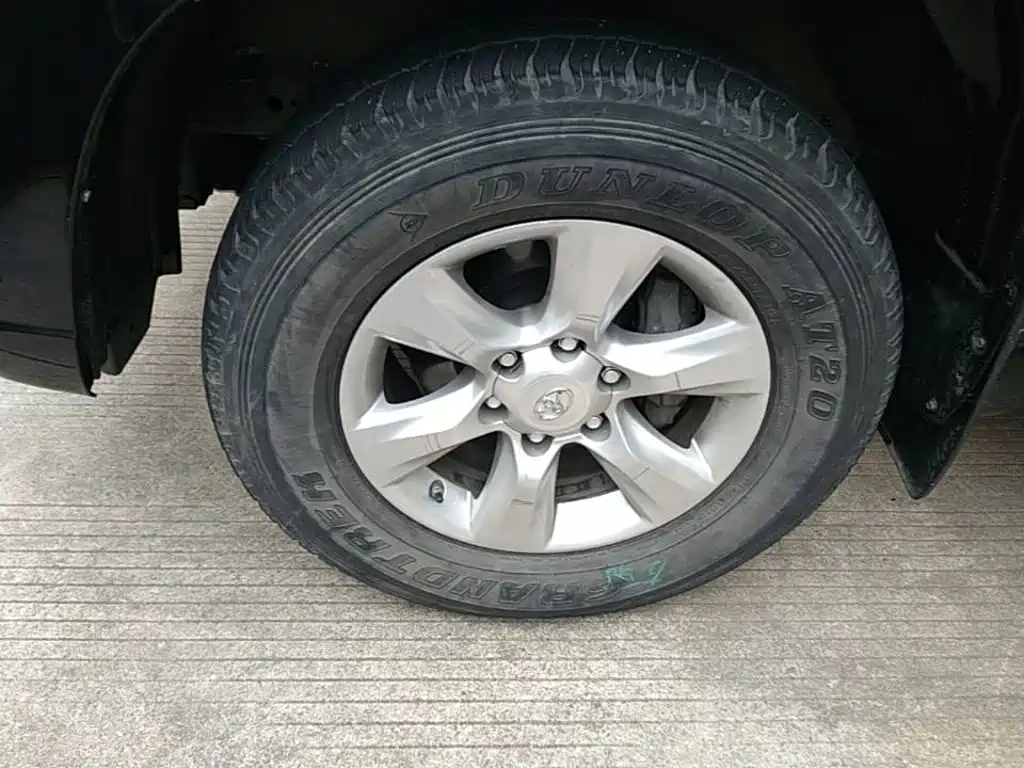 Toyota Prado — миниатюра 23