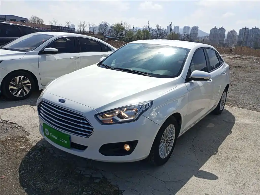 Ford Escort 2016