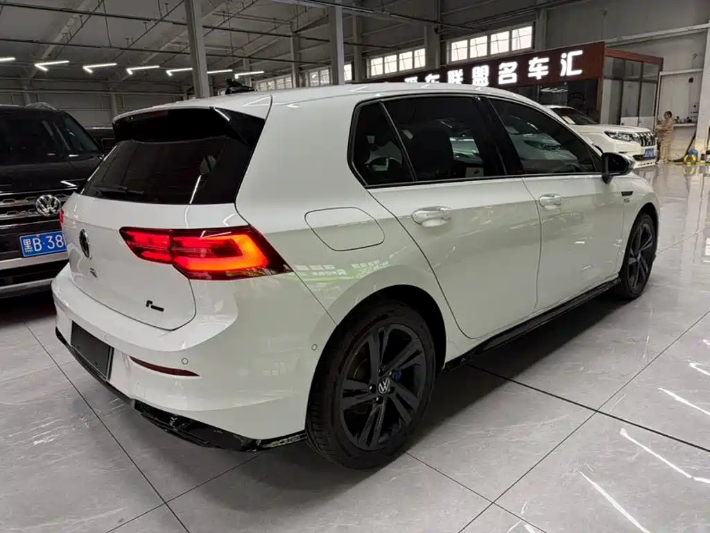 Volkswagen Golf — миниатюра 9