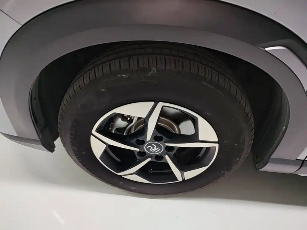 BYD Yuan UP — миниатюра 23