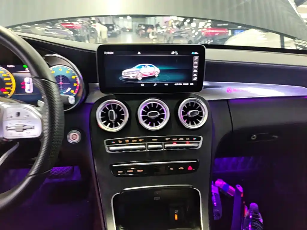 Mercedes-Benz C-Class — миниатюра 13