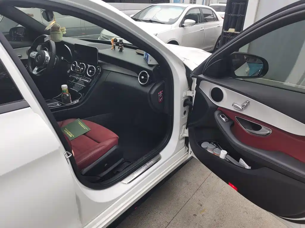 Mercedes-Benz C-Class — миниатюра 20