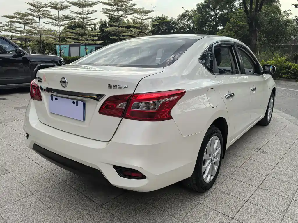 Nissan Sylphy — миниатюра 5