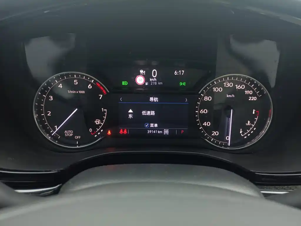Cadillac XT6 — миниатюра 5