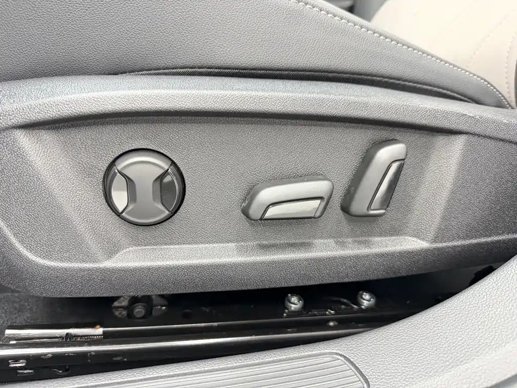 Volkswagen Lavida — миниатюра 18
