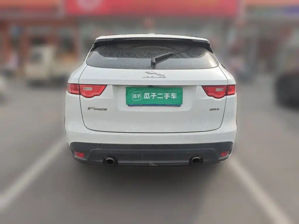 Jaguar F-PACE — миниатюра 3