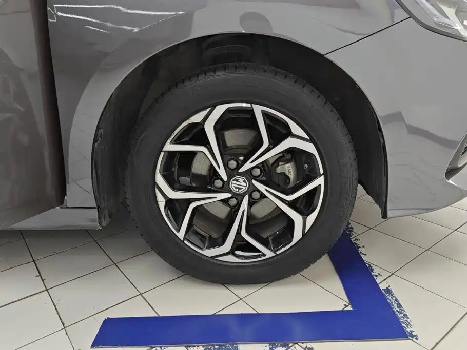 MG MG5 — миниатюра 6