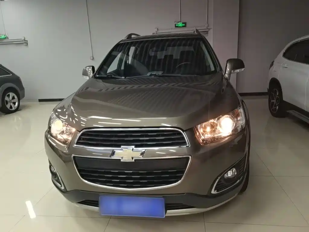 Chevrolet Captiva — миниатюра 3