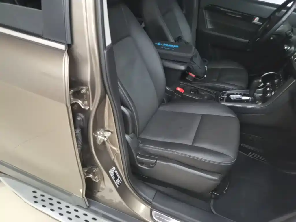 Chevrolet Captiva — миниатюра 25