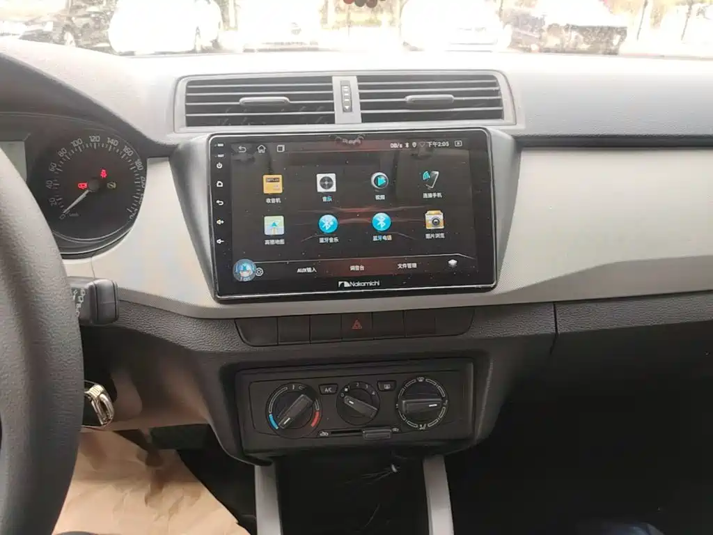 Skoda Fabia — миниатюра 13
