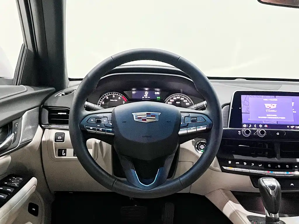 Cadillac CT4 — миниатюра 14