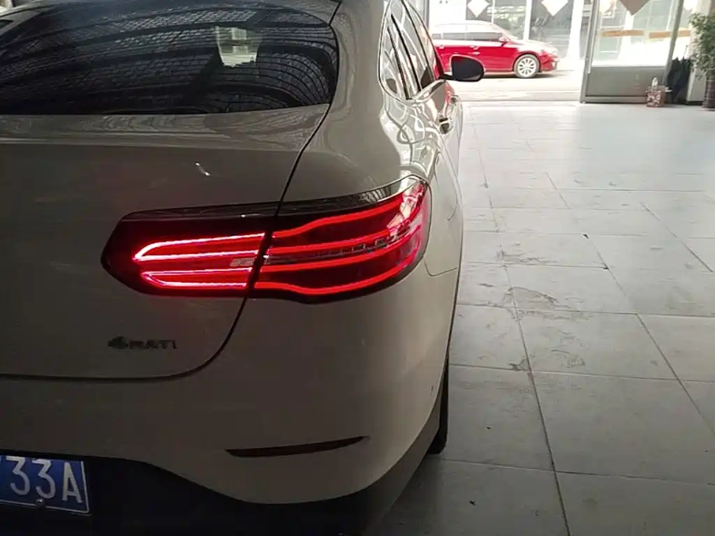 Mercedes-Benz GLC Coupe — миниатюра 8