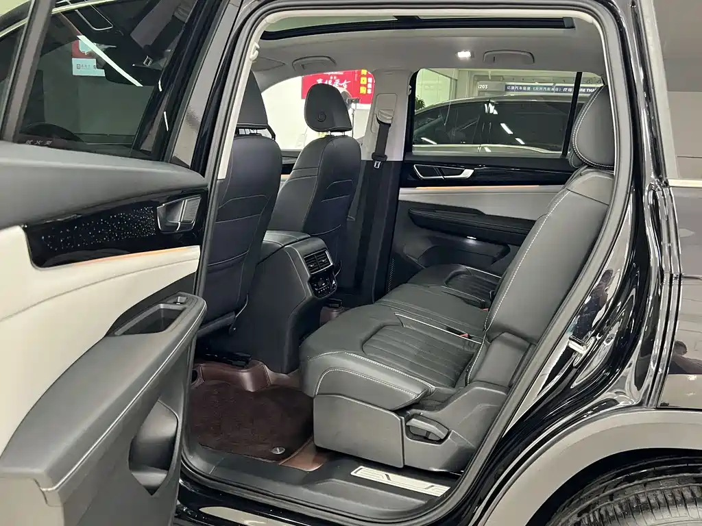 Volkswagen Teramont — миниатюра 10