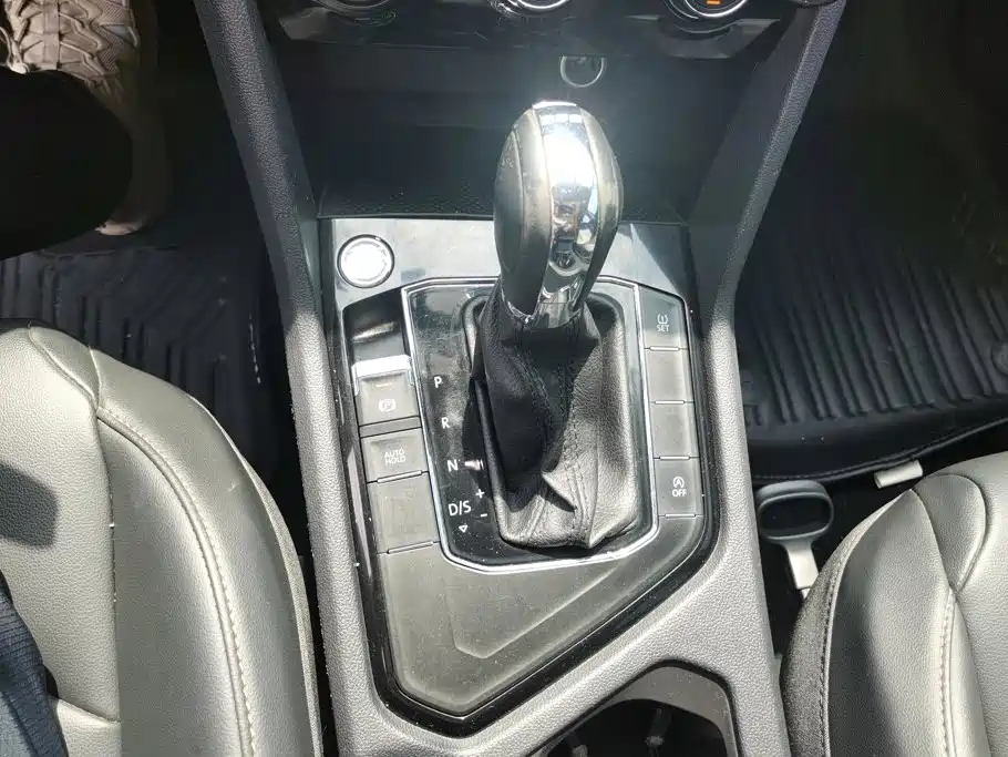 Volkswagen Tharu — миниатюра 16