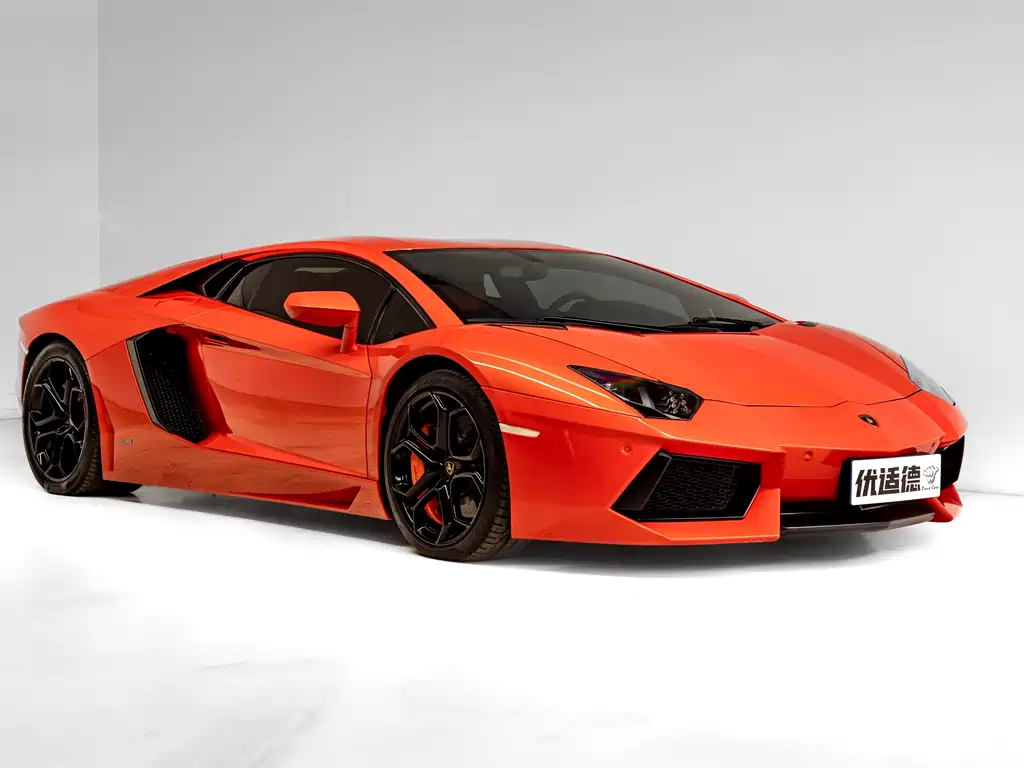 Lamborghini Aventador 2011 LP 700-4