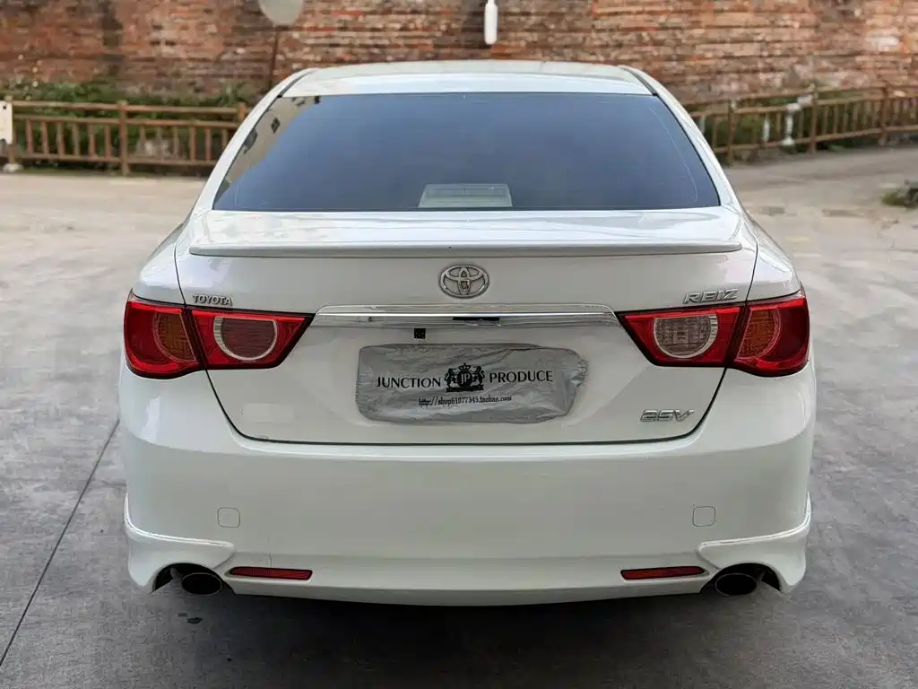 Toyota Reiz — миниатюра 4