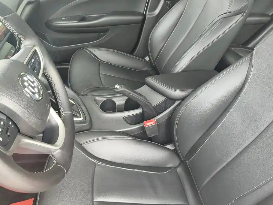Buick Excelle — миниатюра 9