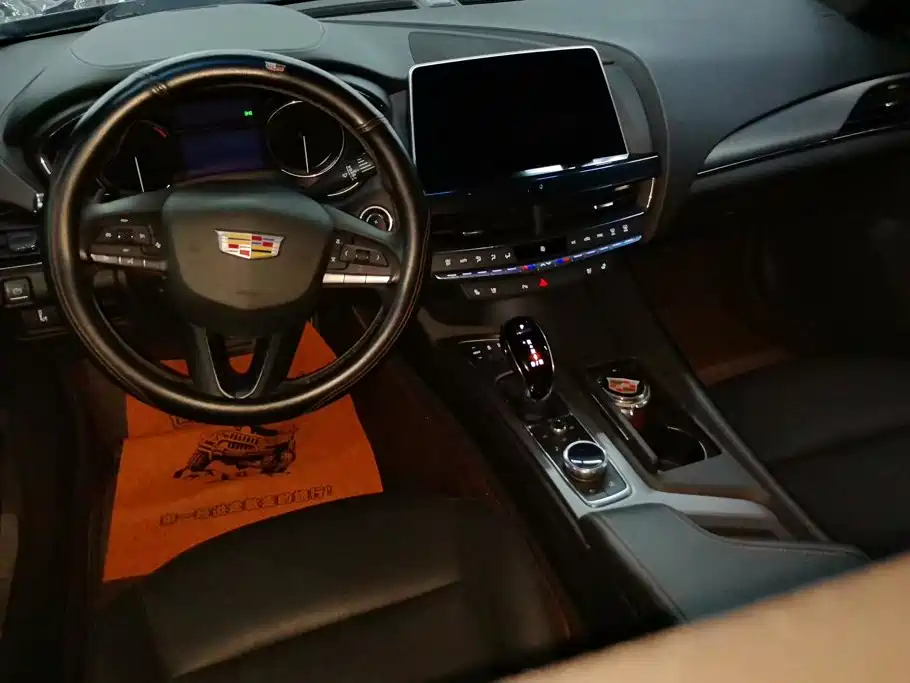 Cadillac CT5 — миниатюра 12