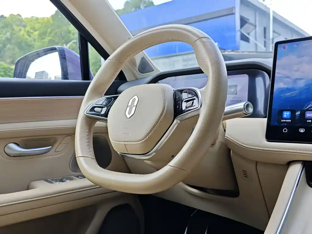 AITO AITO M5 — миниатюра 10