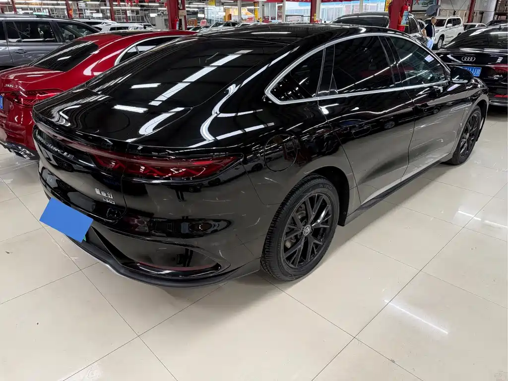 BYD Han — миниатюра 13