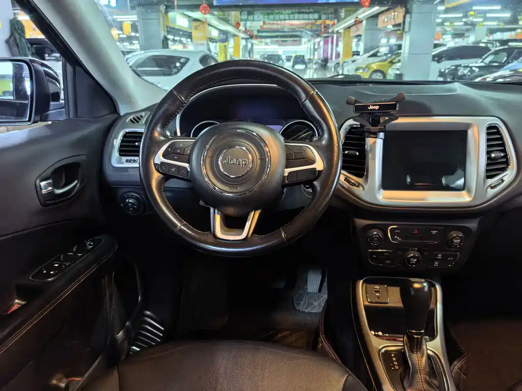 Jeep Compass 200T Auto Home Enjoy Edition, фото 6