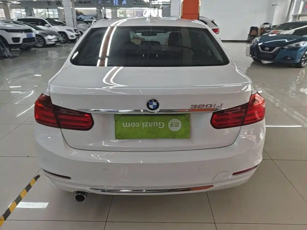 BMW 3 Series — миниатюра 6