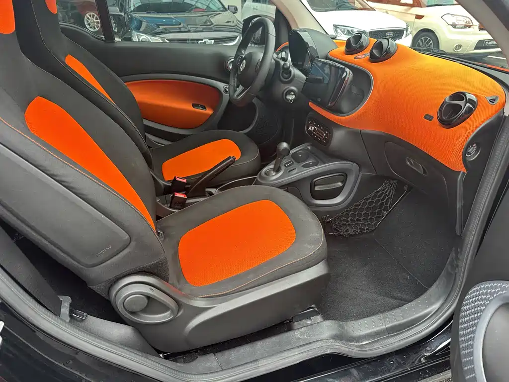 smart Smart Fortwo — миниатюра 4