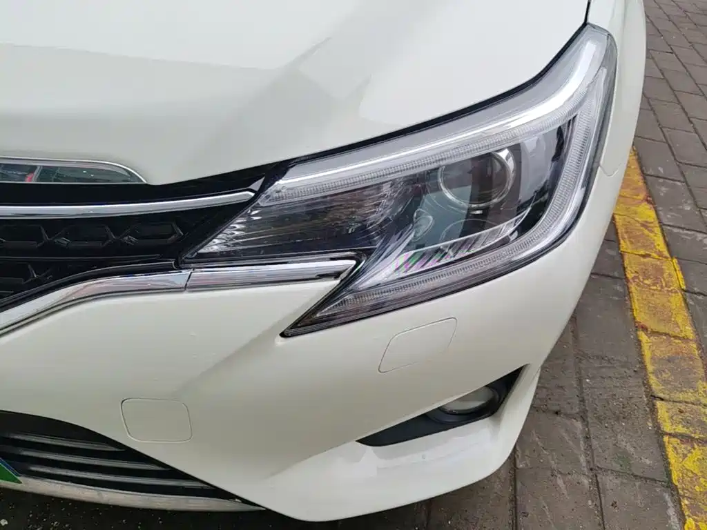 Toyota Reiz — миниатюра 24