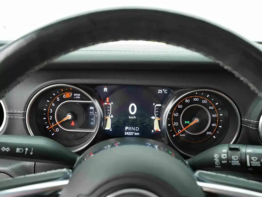 Jeep Wrangler — миниатюра 6