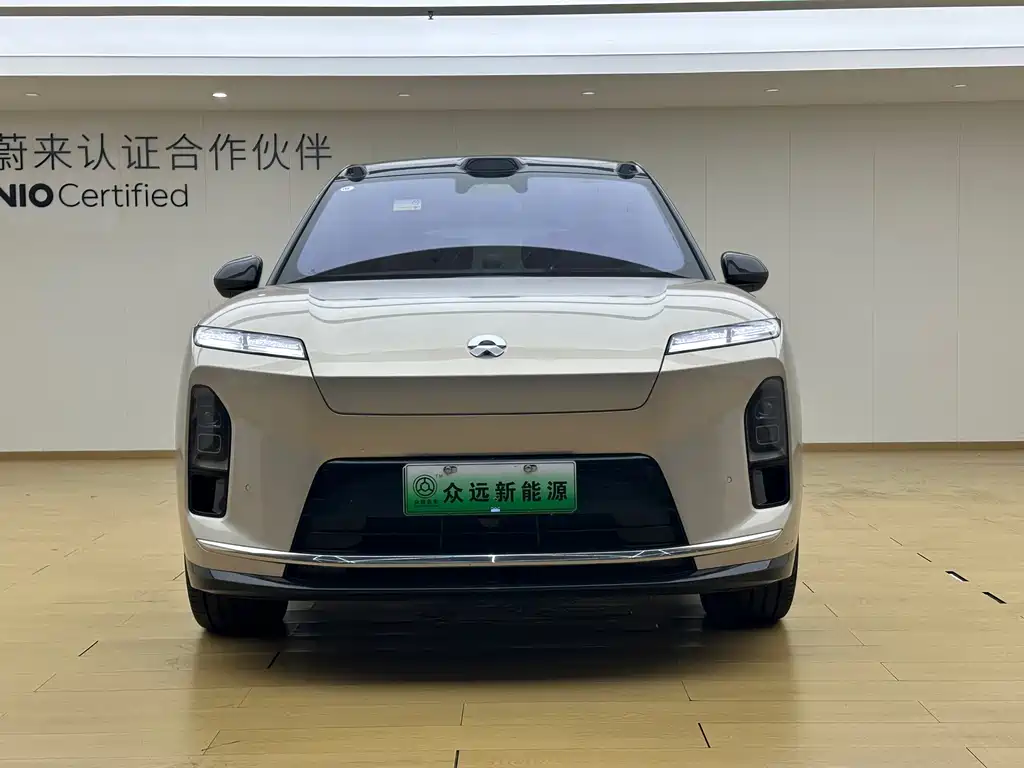NIO ES8 — миниатюра 2