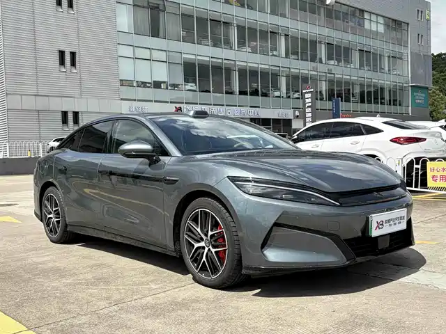 2025 BYD Han