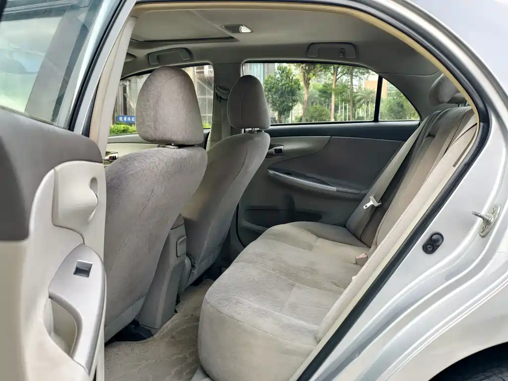 Toyota Corolla — миниатюра 8