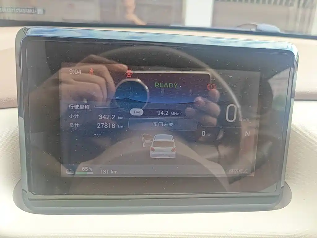 Wuling MINIEV — миниатюра 12