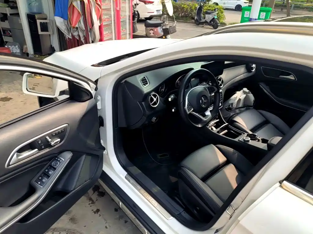 Mercedes-Benz GLA — миниатюра 16