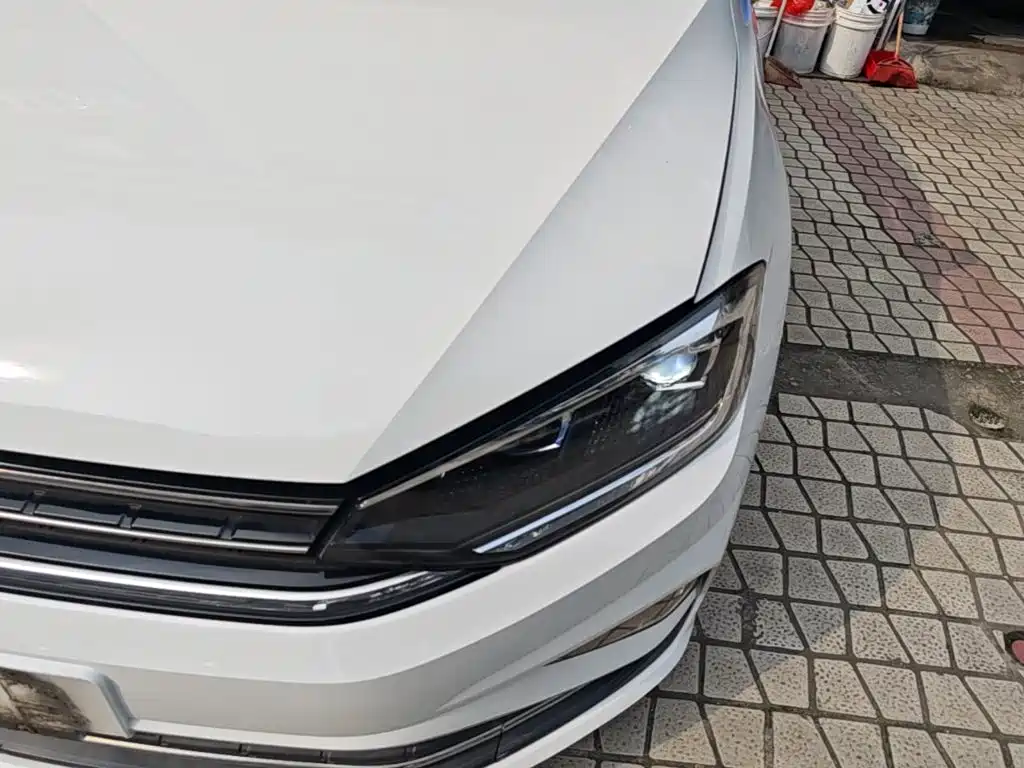 Volkswagen Golf Sportsvan — миниатюра 24